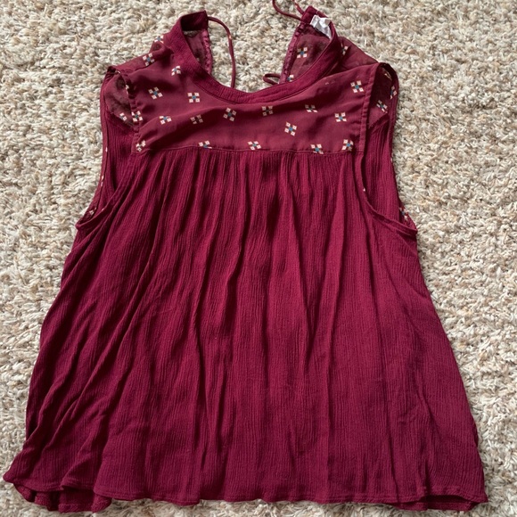 Flowy Tank Top - Picture 2 of 6